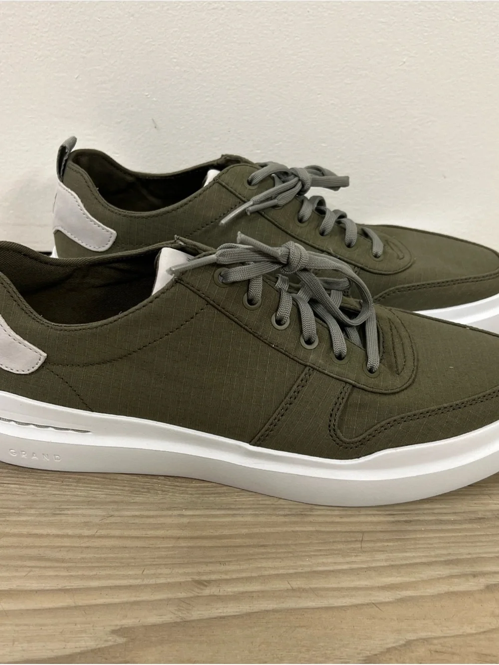 Cole Haan Grandpro Rally Sneakers Olive Lifestyle Shoes Men's 9 Wide C35002 NWOB